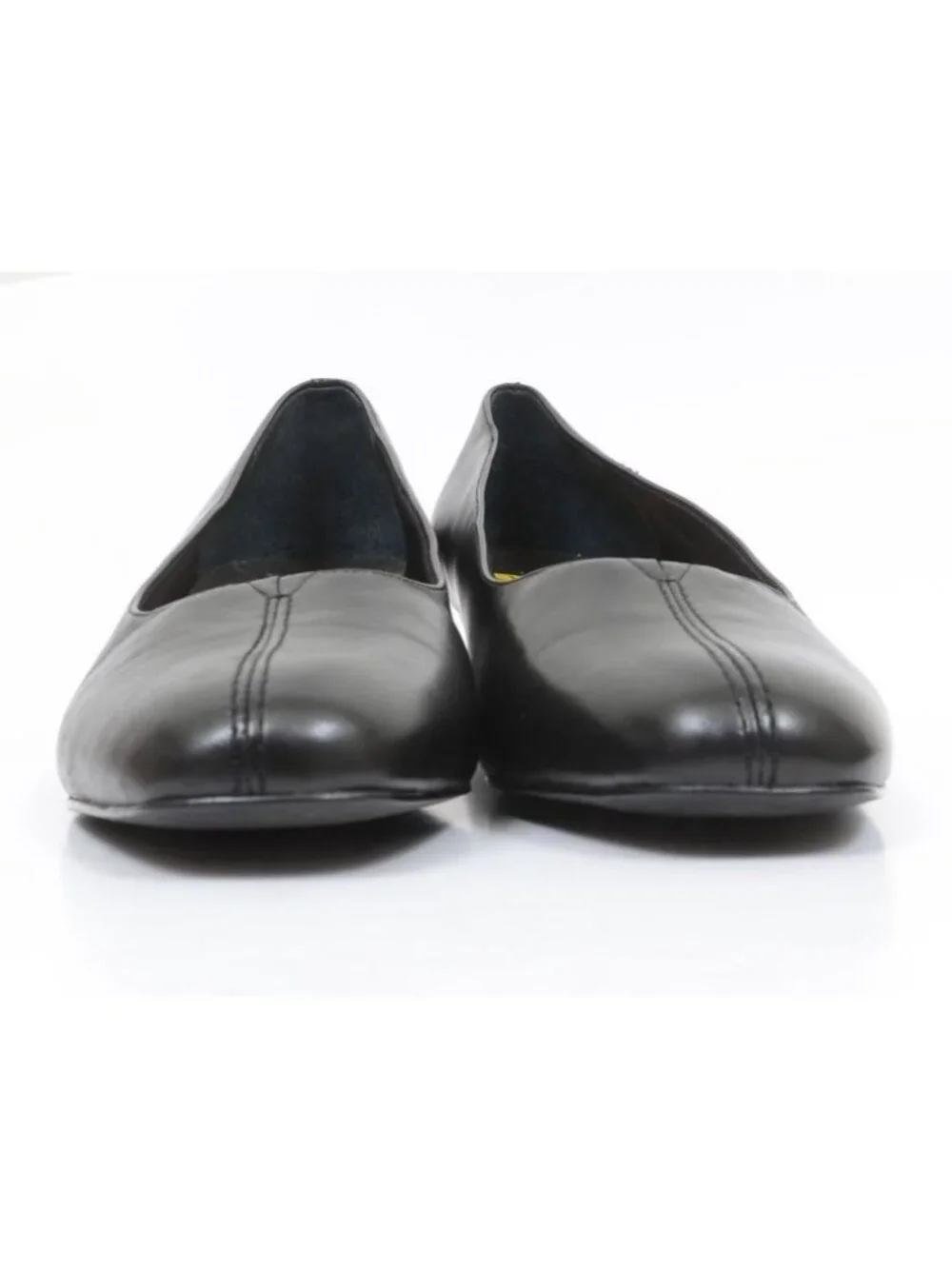 Trotters Doris Black Leather Round Toe Low Heel Classic Career Pump Women 12N